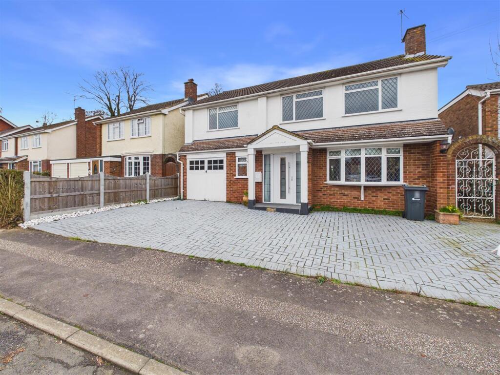 4 bed Semi Detached for rent in Halstead. From Michaels Property Consultants Ltd - Braintree 4 bed Semi Detached for rent in Halstead. From Michaels Property Consultants Ltd - Braintree