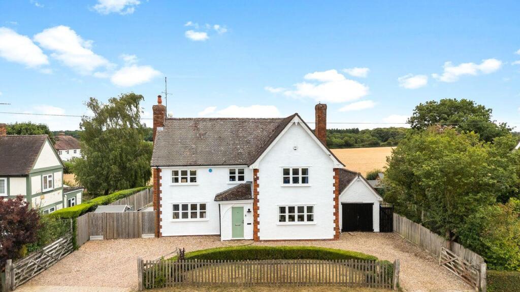 4 bed Detached for rent in Braintree. From Michaels Property Consultants Ltd - Braintree 4 bed Detached for rent in Braintree. From Michaels Property Consultants Ltd - Braintree