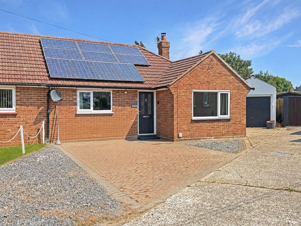 2 bed Semi Detached for rent in Braintree. From Michaels Property Consultants Ltd - Braintree