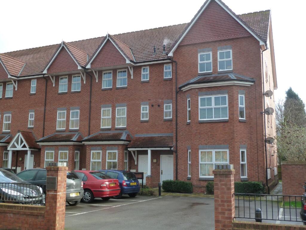 2 bed 1st Floor Flat for rent in Royal Sutton Coldfield. From Preferential Properties Ltd - Sutton Coldfield
