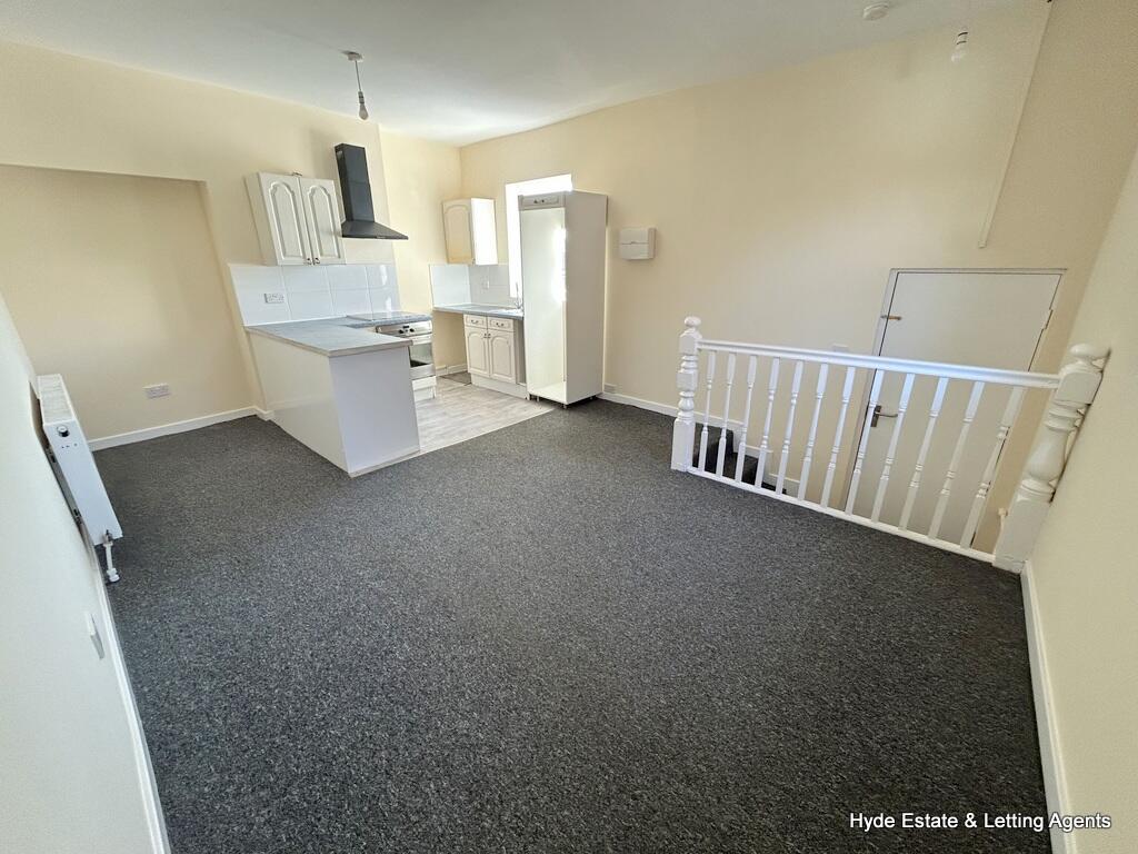 2 bed Apartment for rent in Westhoughton. From Hyde Estate and Letting Agents