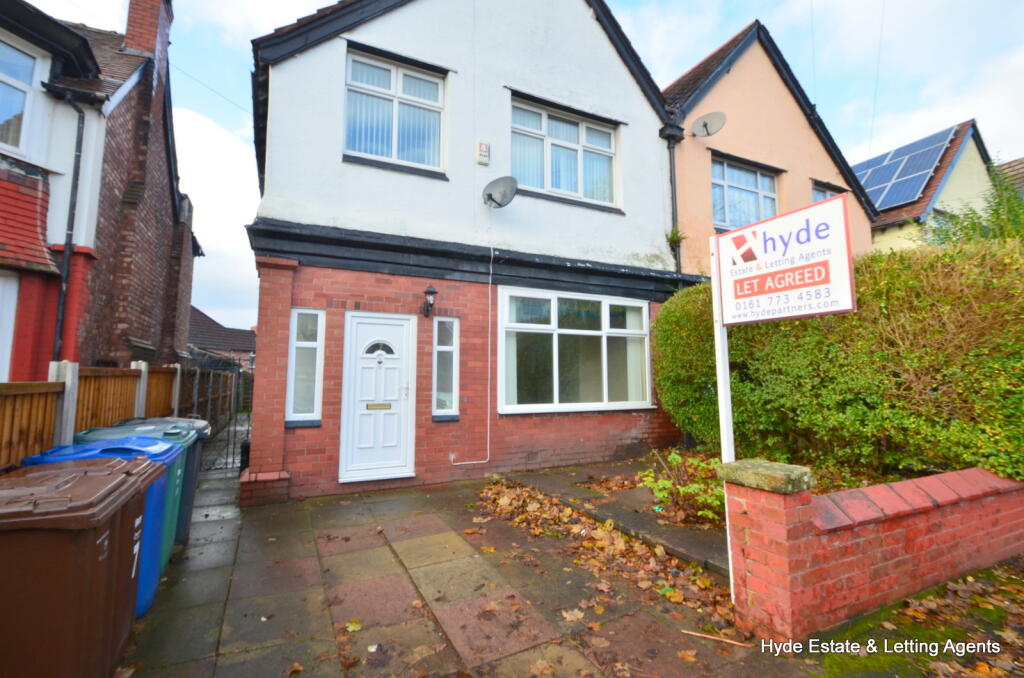 3 bed Semi-Detached House for rent in Simister. From Hyde Estate and Letting Agents