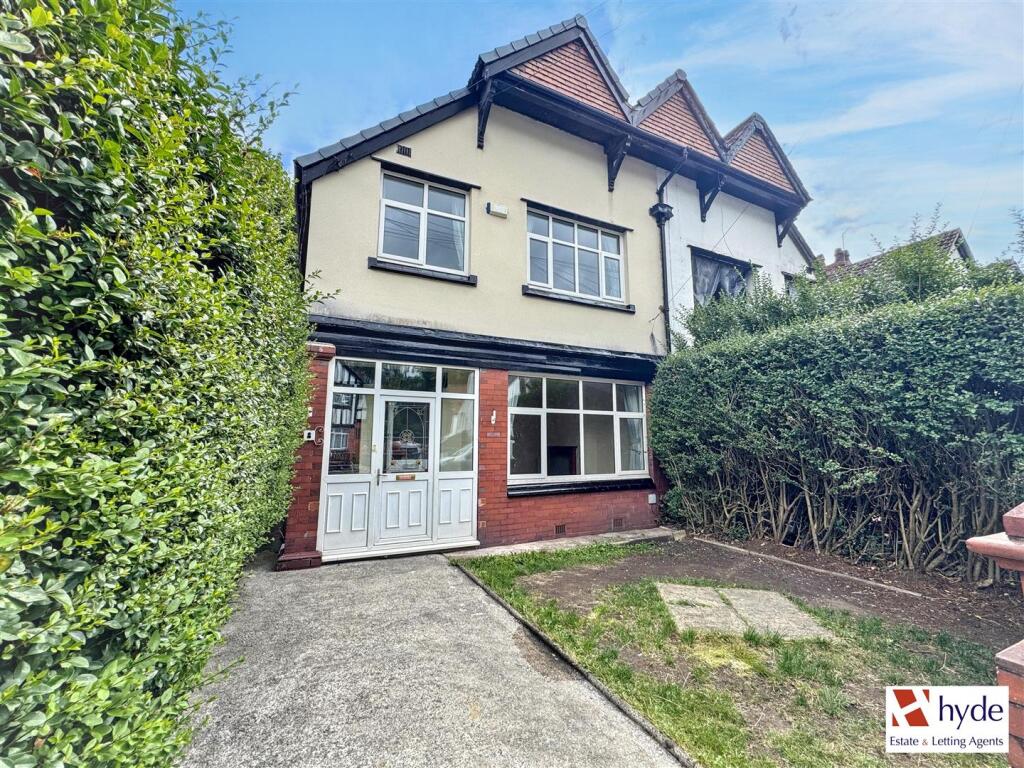 3 bed Detached for rent in Simister. From Hyde Estate & Lettings Agents - Manchester 3 bed Detached for rent in Simister. From Hyde Estate & Lettings Agents - Manchester
