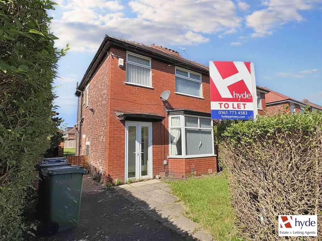 3 bed Semi Detached for rent in Simister. From Hyde Estate & Lettings Agents - Manchester