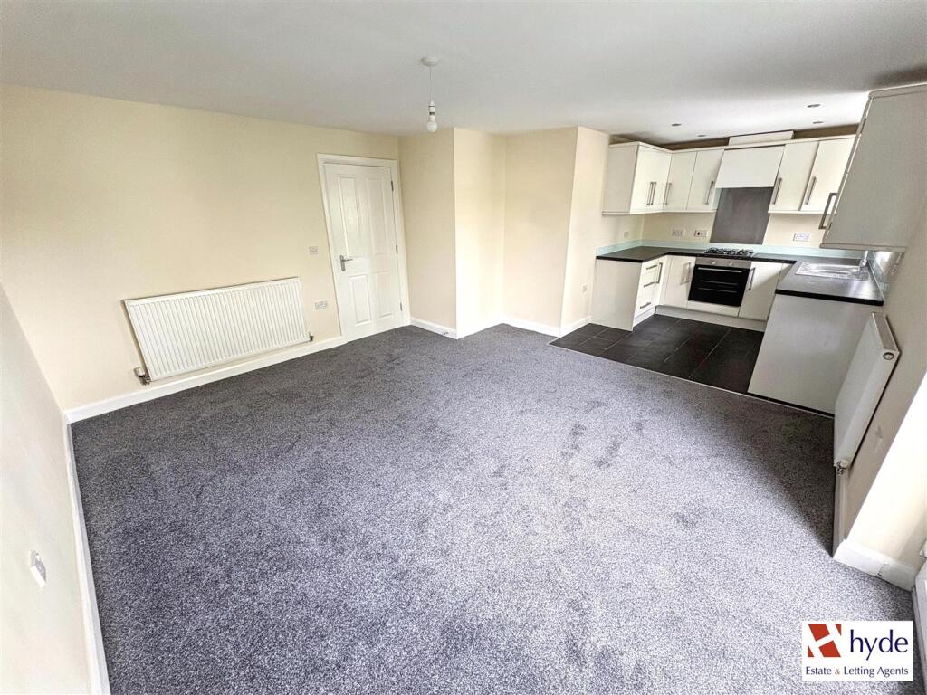 2 bed Apartment for rent in Horwich. From Hyde Estate & Lettings Agents - Manchester