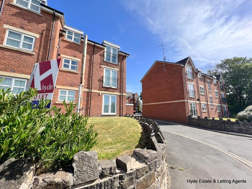 2 bed Apartment for rent in Atherton. From Hyde Estate & Lettings Agents - Manchester 2 bed Apartment for rent in Atherton. From Hyde Estate & Lettings Agents - Manchester