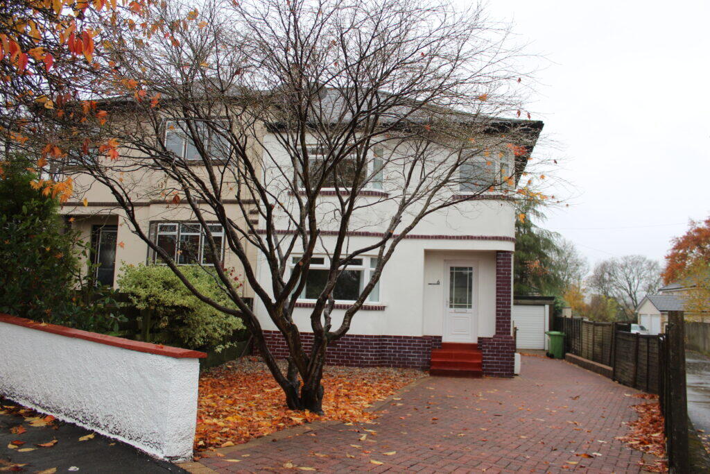 3 bed Semi-detached Villa for rent in Bearsden. From Property Bureau - Bearsden 3 bed Semi-detached Villa for rent in Bearsden. From Property Bureau - Bearsden