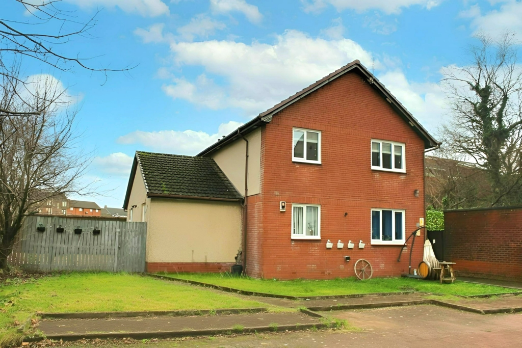 2 bed Apartment for rent in Rutherglen. From Property Bureau - Bearsden