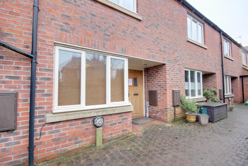 2 bed Detached for rent in Beverley. From Quick & Clarke - Beverley