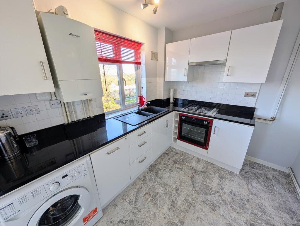 2 bed Apartment for rent in Newport. From Freelancer Lets and Sales - Newport