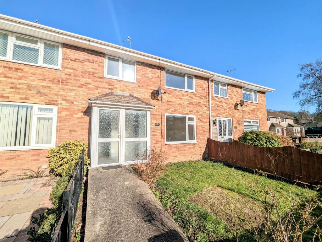 3 bed Mid Terraced House for rent in Cwmbran. From Freelancer Lets and Sales - Newport