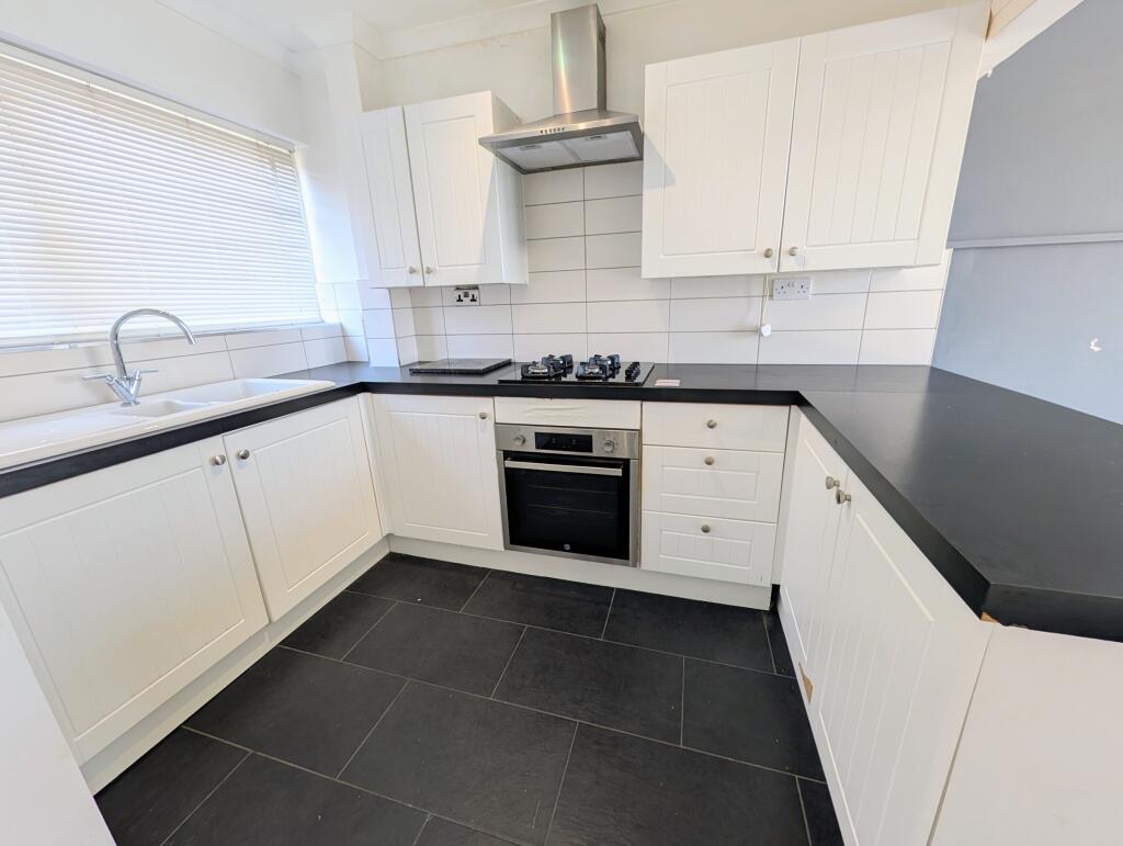 3 bed Mid Terraced House for rent in Cwmbran. From Freelancer Lets and Sales - Newport