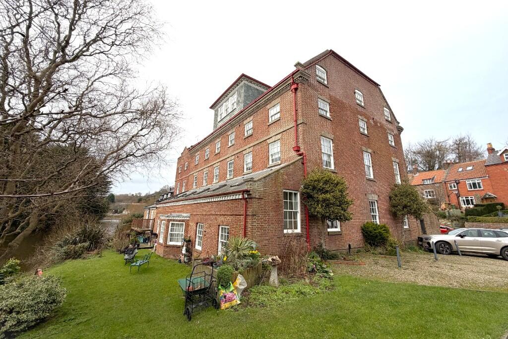 2 bed House (unspecified) for rent in Whitby. From Richardson & Smith - Whitby