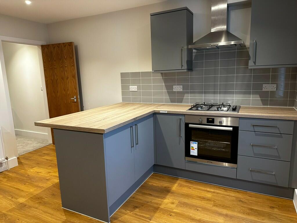 4 bed Annexe for rent in Poole. From RS Property Solutions Ltd - Parkstone