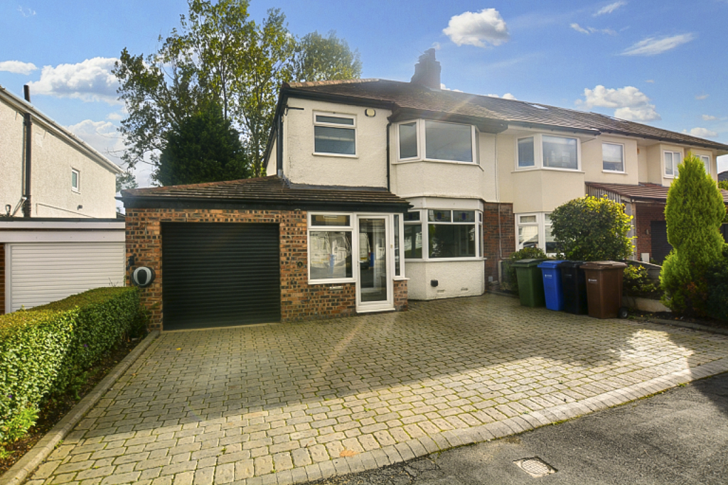 3 bed Semi Detached for rent in Cheadle Hulme. From Snowden Wilkinson - Cheadle Hulme