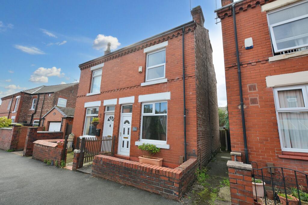 2 bed Semi Detached for rent in Stockport. From Snowden Wilkinson - Cheadle Hulme