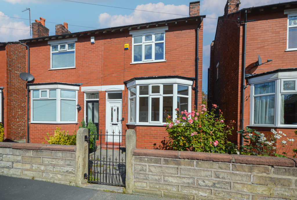 2 bed Semi Detached for rent in Cheadle. From Snowden Wilkinson - Cheadle Hulme