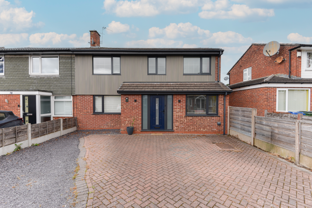 5 bed Semi Detached for rent in Cheadle Hulme. From Snowden Wilkinson - Cheadle Hulme 5 bed Semi Detached for rent in Cheadle Hulme. From Snowden Wilkinson - Cheadle Hulme