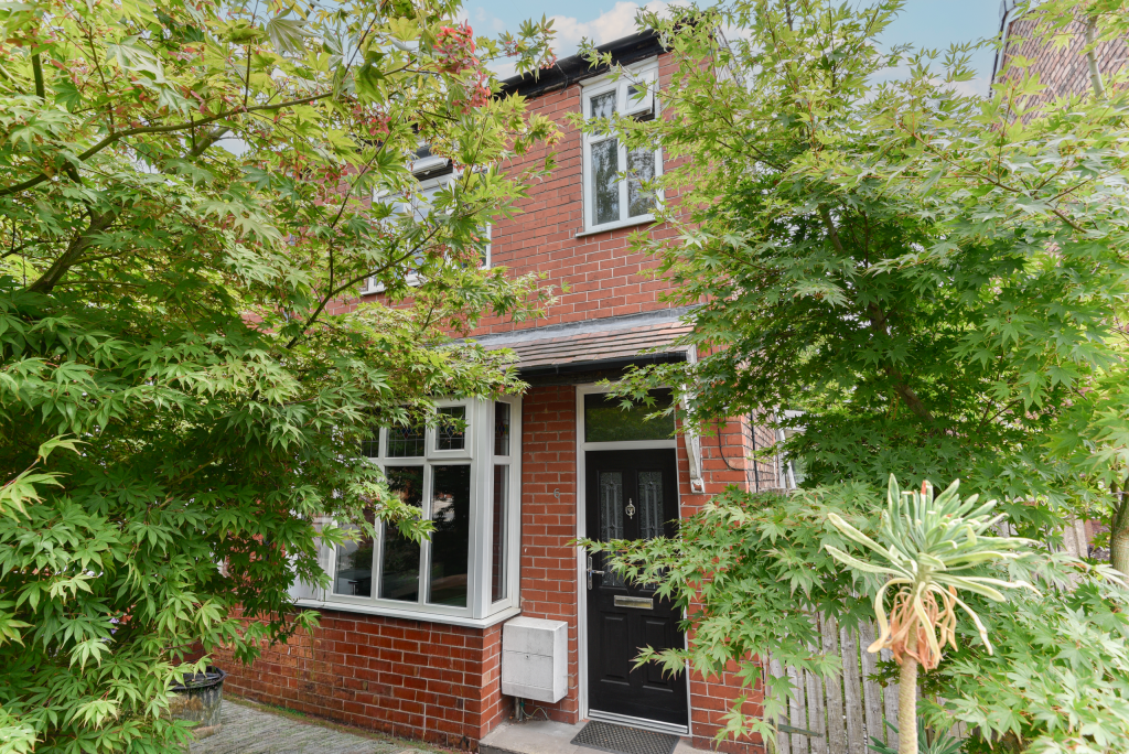 2 bed Semi Detached for rent in Stockport. From Snowden Wilkinson - Cheadle Hulme