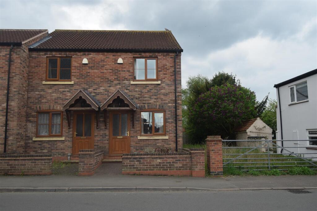 2 bed End of Terrace for rent in Bottesford. From The Property Booth Ltd - Newark