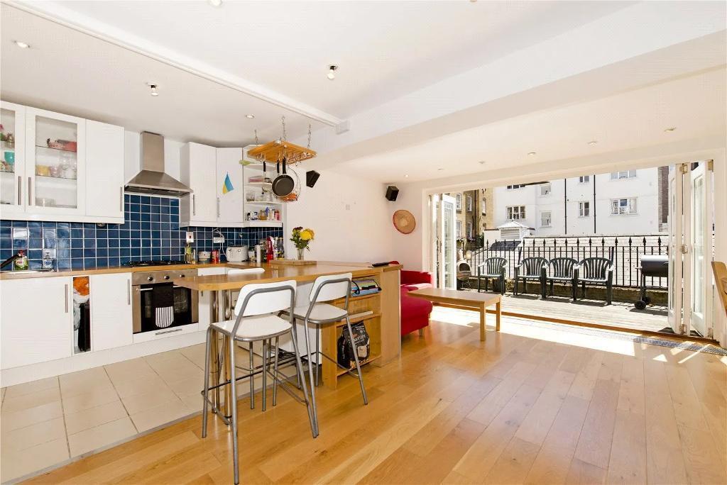 3 bed 1st Floor Flat for rent in Camden Town. From Domeview Properties - London