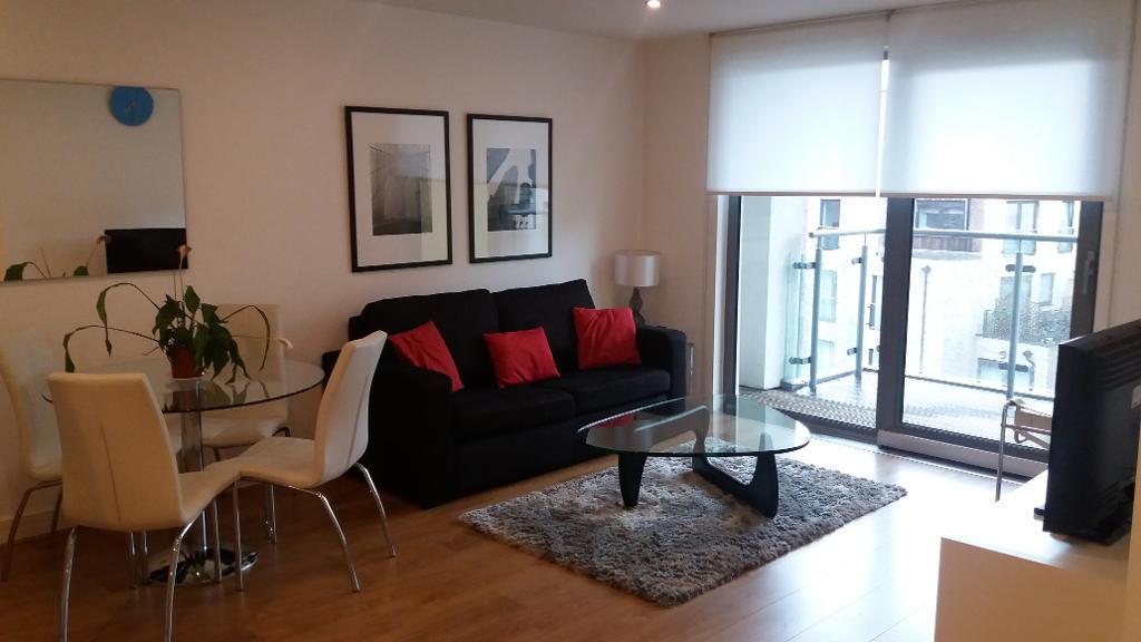 2 bed 1st Floor Flat for rent in Bow. From Domeview Properties - London