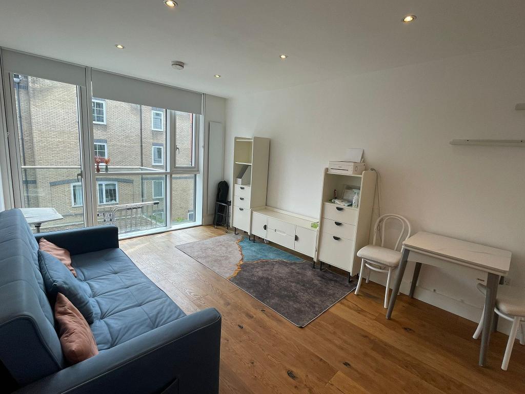1 bed 1st Floor Flat for rent in Stepney. From Domeview Properties - London