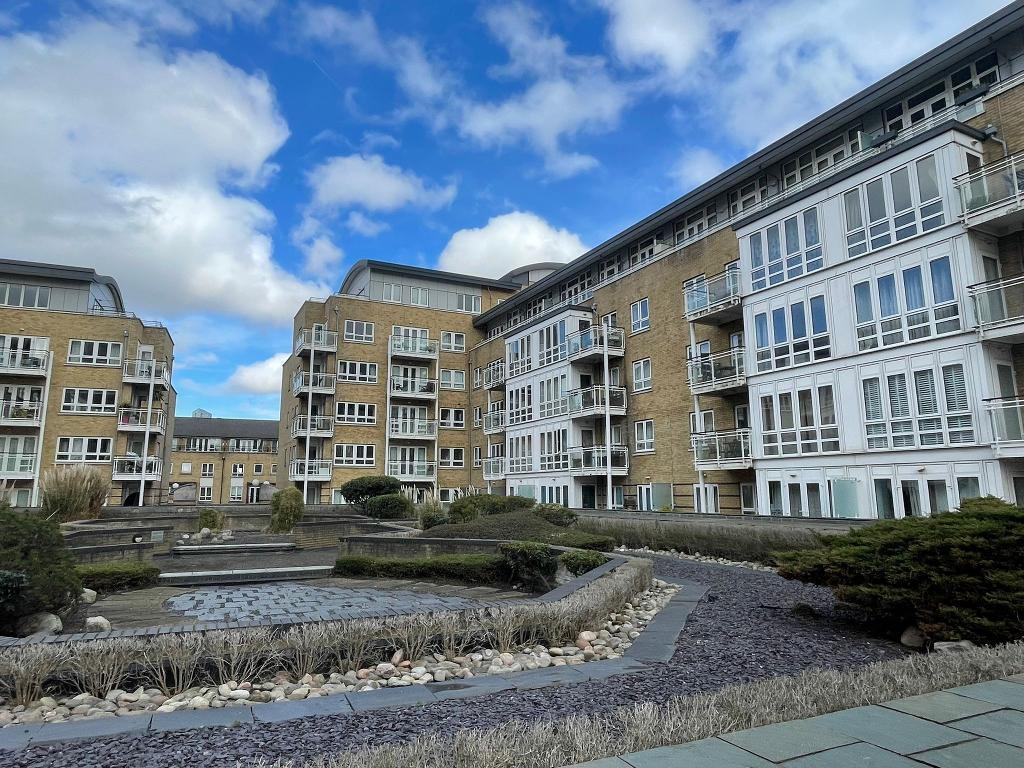 1 bed 1st Floor Flat for rent in Poplar. From Domeview Properties - London