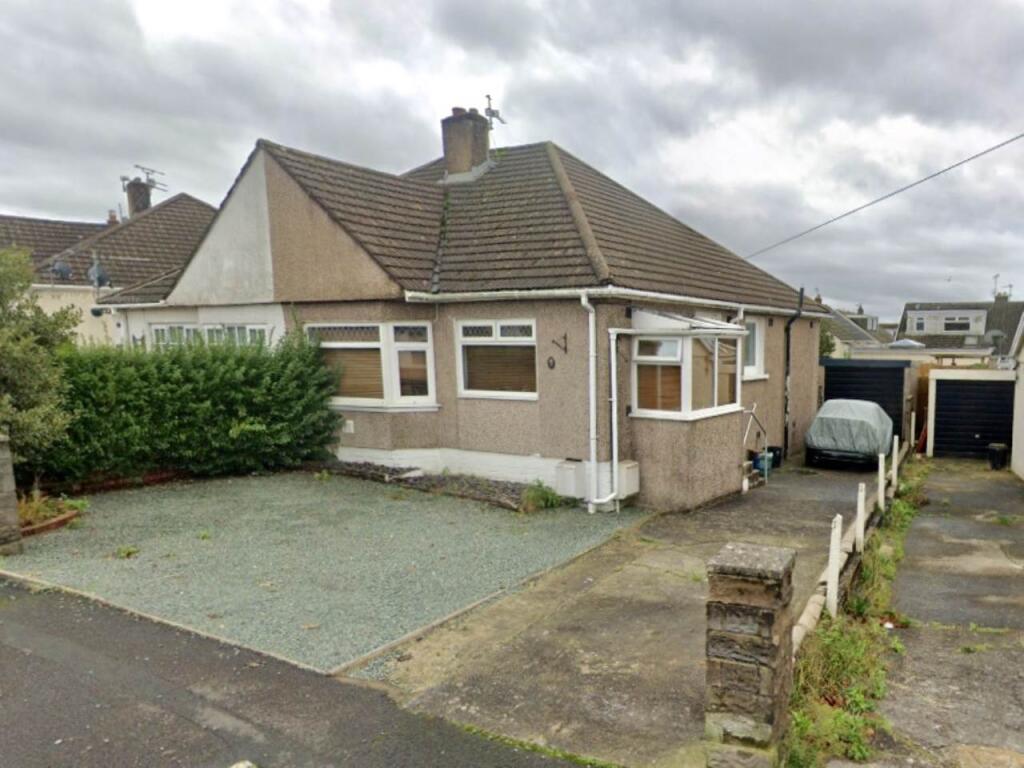 2 bed Semi-detached bungalow for rent in Pen-y-fai. From Porters Estate Agents - Bridgend