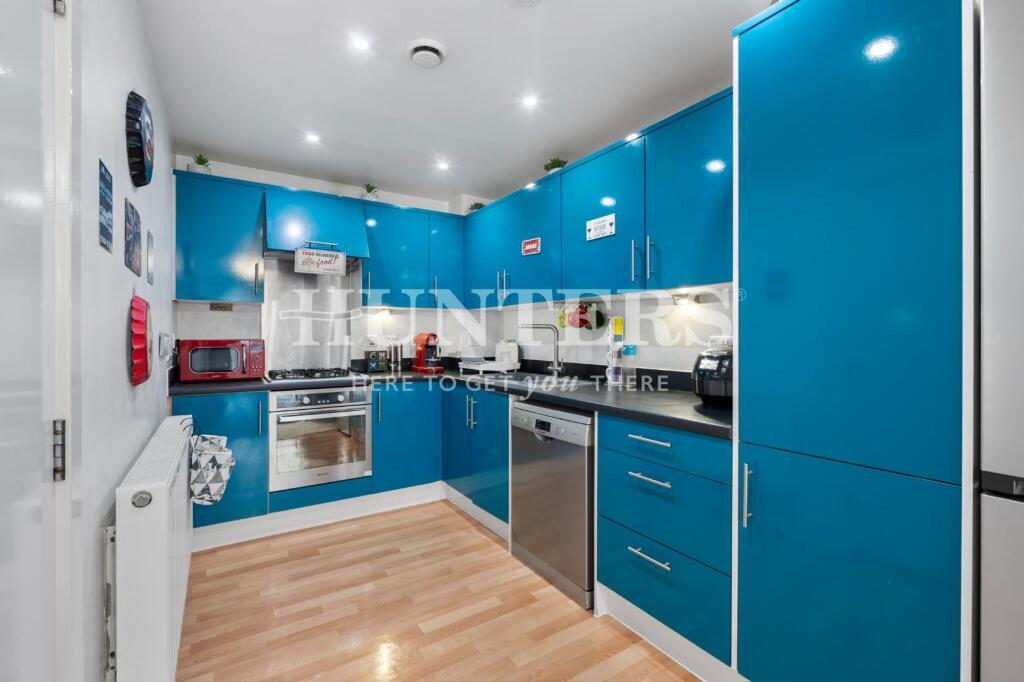 3 bed Detached for rent in London. From Hunters - West Hampstead 3 bed Detached for rent in London. From Hunters - West Hampstead