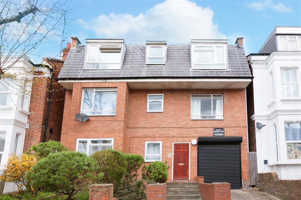 1 bed 1st Floor Flat for rent in Hampstead. From Hunters - West Hampstead