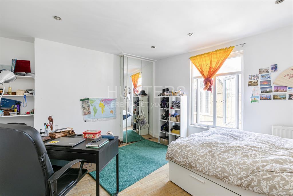 3 bed 1st Floor Flat for rent in London. From Hunters - West Hampstead
