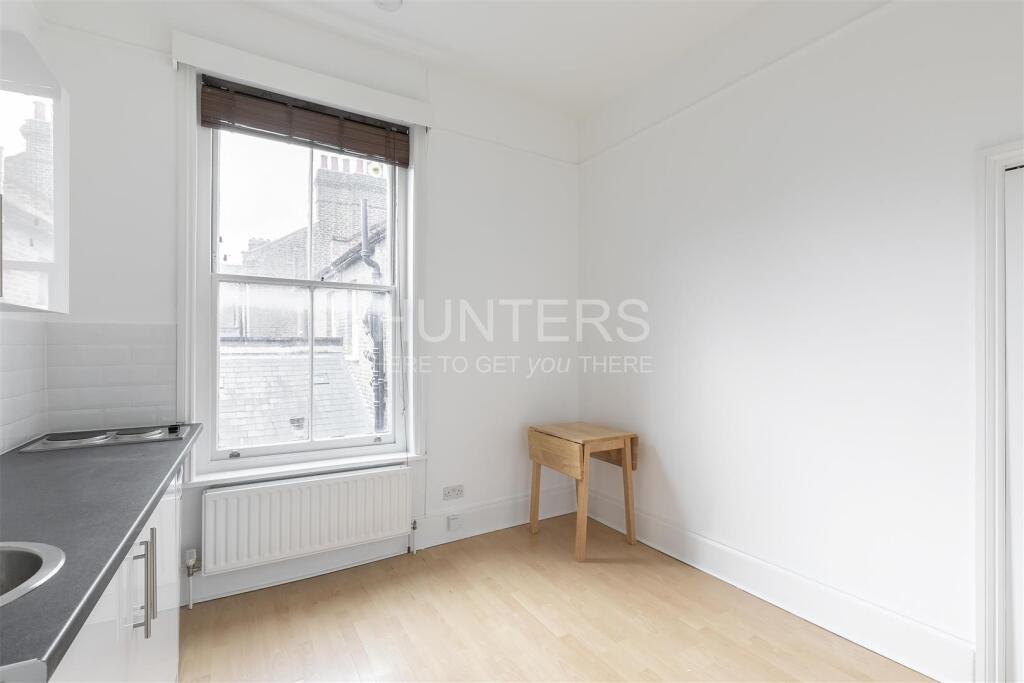 4 bed Studio for rent in London. From Hunters - West Hampstead
