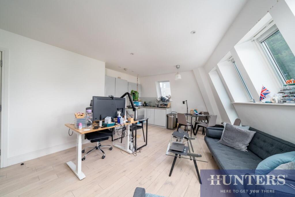 1 bed Detached for rent in Willesden. From Hunters - West Hampstead