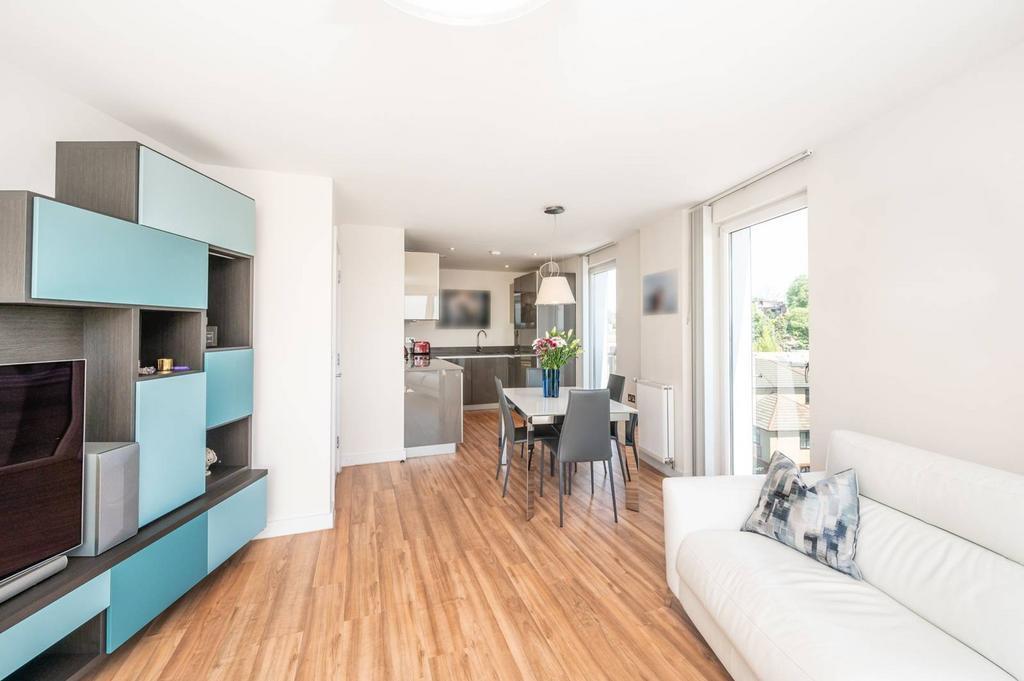 1 bed Apartment for rent in Hampstead. From Hunters - West Hampstead