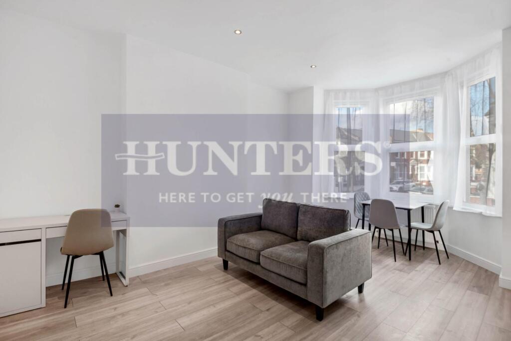 1 bed 1st Floor Flat for rent in London. From Hunters - West Hampstead