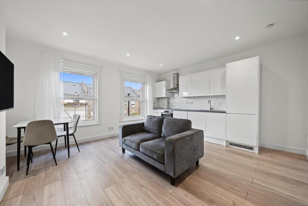1 bed Apartment for rent in London. From Hunters - West Hampstead 1 bed Apartment for rent in London. From Hunters - West Hampstead