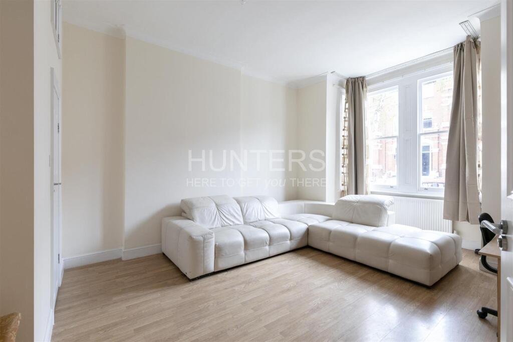 0 bed 1st Floor Flat for rent in Hampstead. From Hunters - West Hampstead 0 bed 1st Floor Flat for rent in Hampstead. From Hunters - West Hampstead