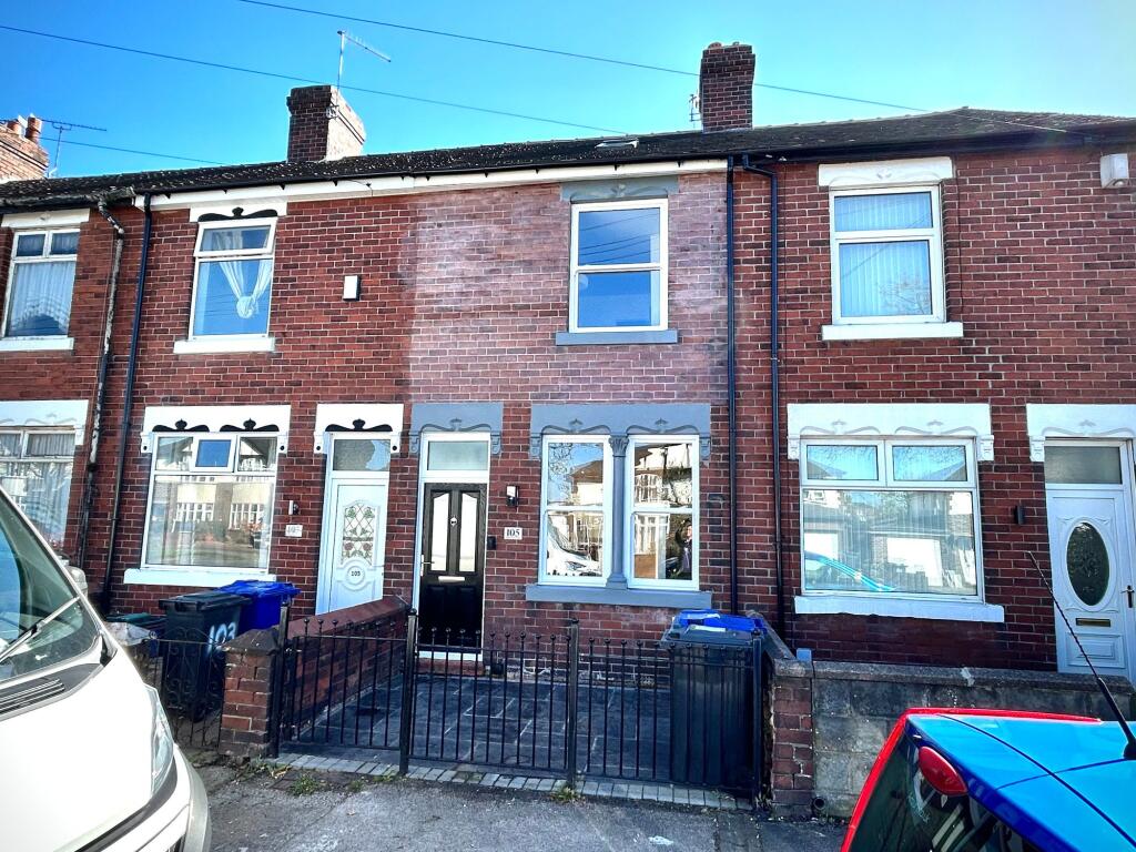 2 bed Mid Terraced House for rent in Newcastle-under-Lyme. From Follwells Ltd - Newcastle-Under-Lyme
