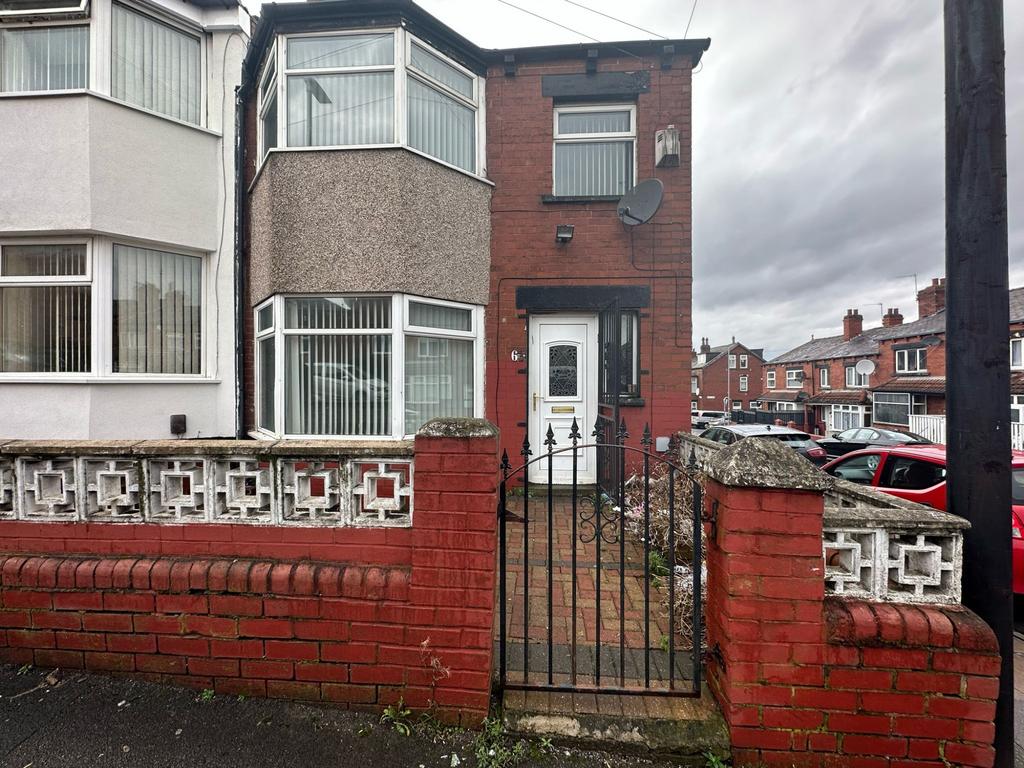 3 bed End Terraced House for rent in Leeds. From Care 4 Properties 