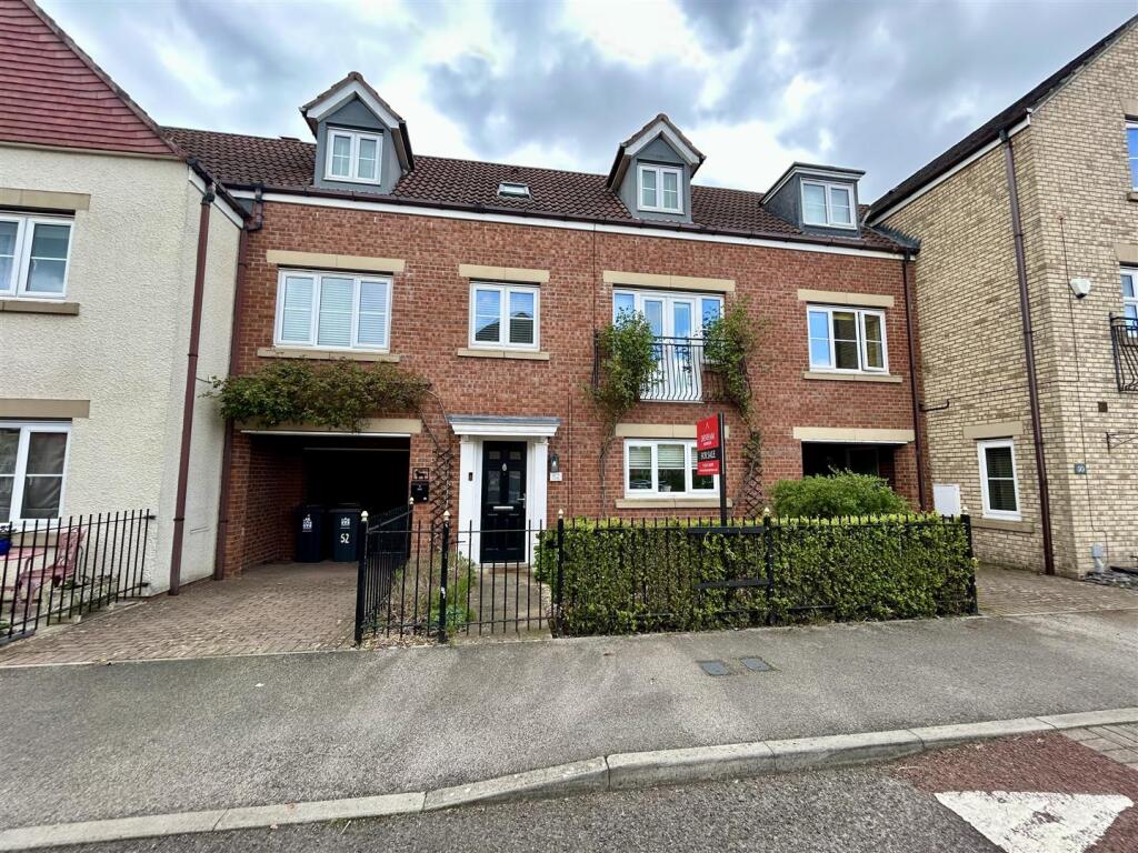 4 bed Detached for rent in Merrybent. From Denham Properties - Darlington