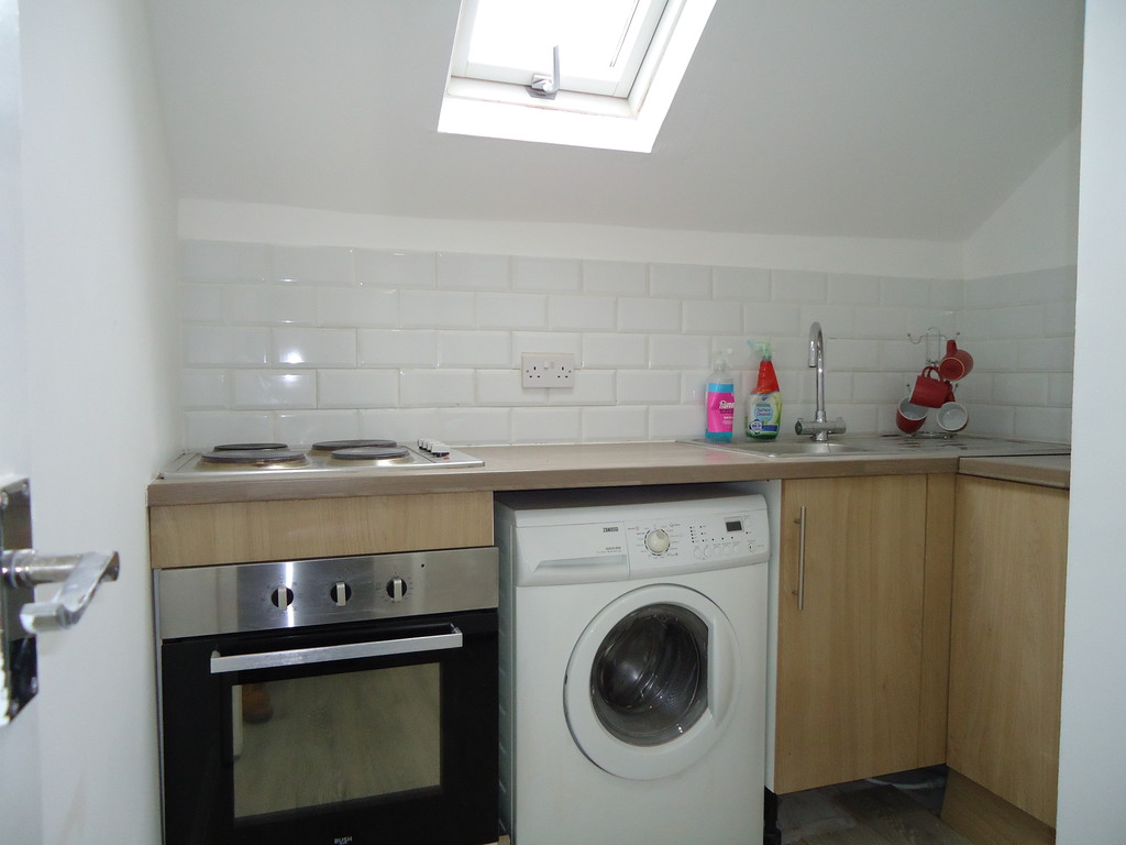 1 bed Apartment for rent in Leeds. From Lota Properties