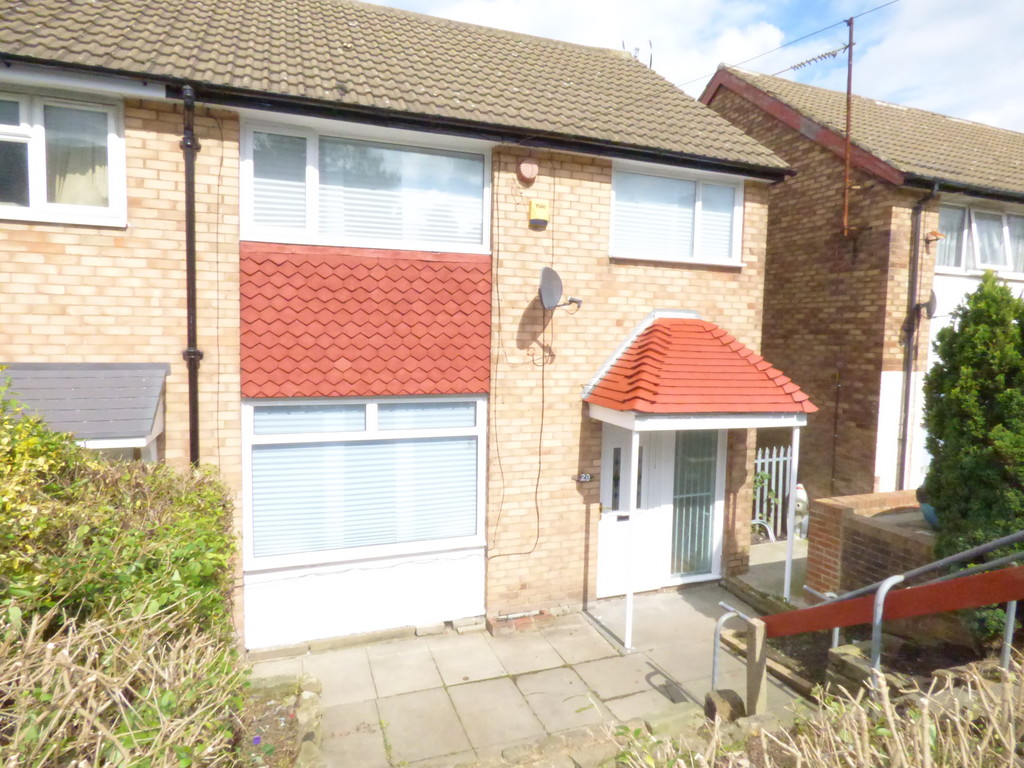 3 bed Town House for rent in Leeds. From Lota Properties 3 bed Town House for rent in Leeds. From Lota Properties