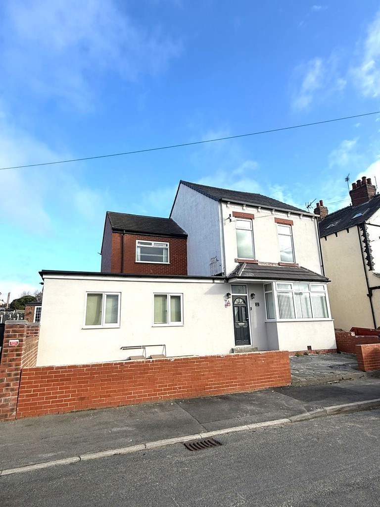 1 bed 1st Floor Flat for rent in Leeds. From Lota Properties 1 bed 1st Floor Flat for rent in Leeds. From Lota Properties