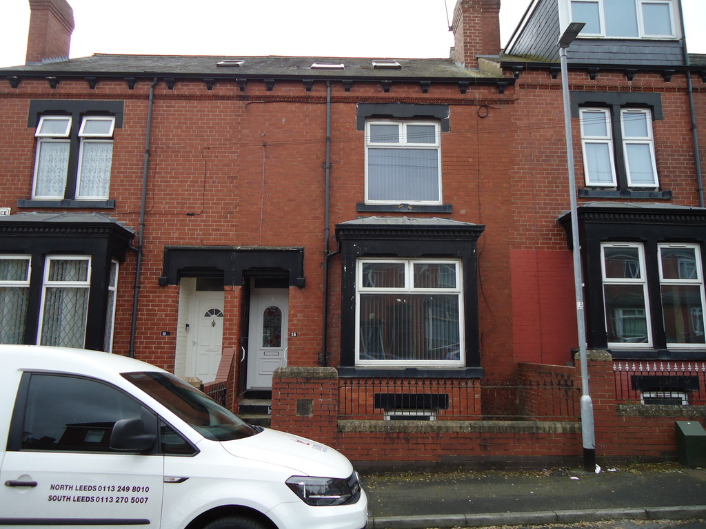 4 bed Mid Terraced House for rent in Leeds. From Lota Properties 4 bed Mid Terraced House for rent in Leeds. From Lota Properties