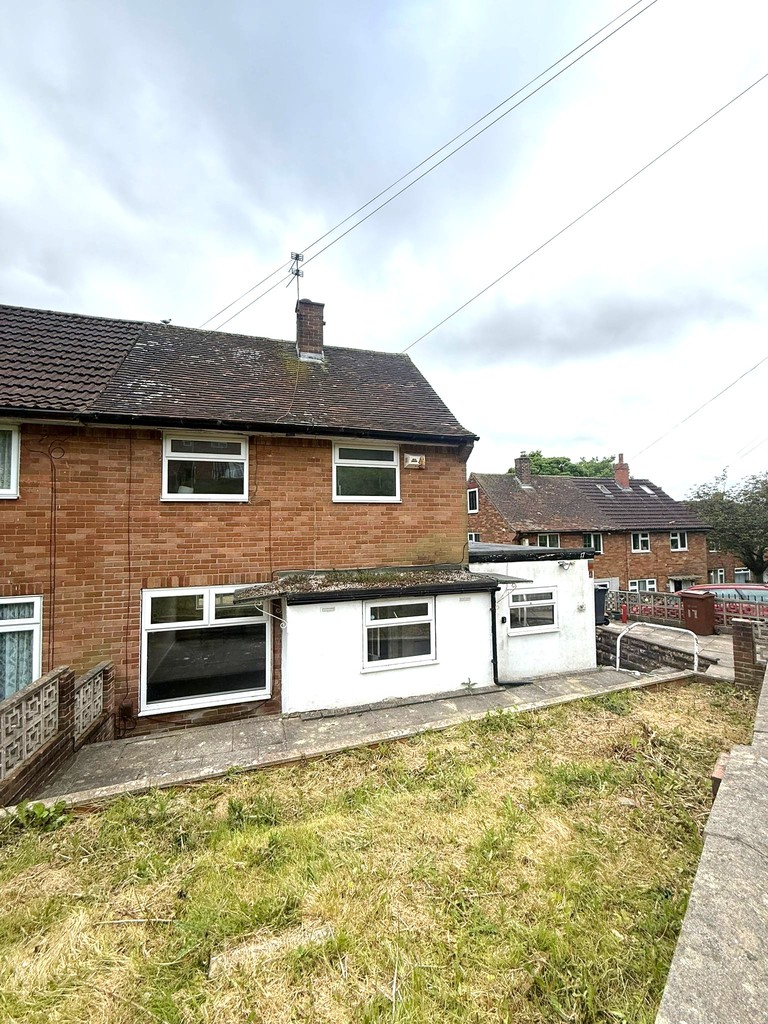 2 bed Semi Detached for rent in Leeds. From Lota Properties