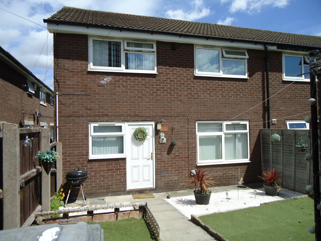 3 bed Town House for rent in Leeds. From Lota Properties 3 bed Town House for rent in Leeds. From Lota Properties