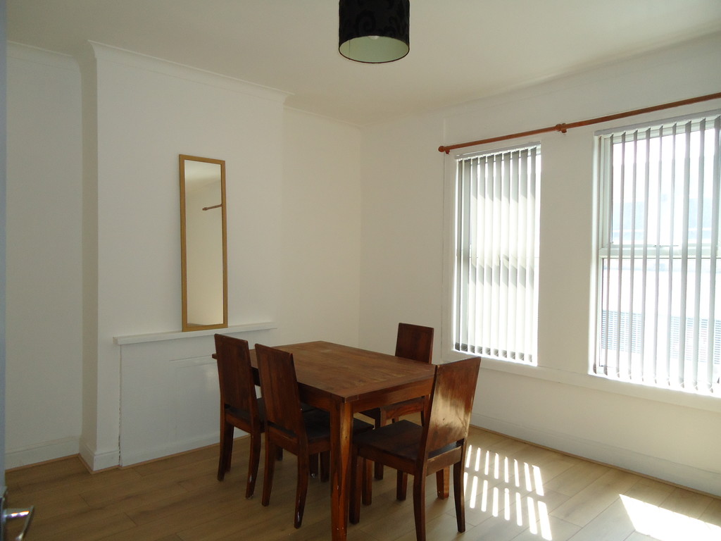 1 bed 1st Floor Flat for rent in Pontefract. From Lota Properties