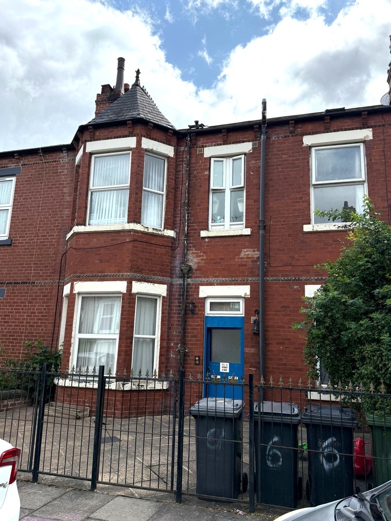 1 bed Studio for rent in Leeds. From Lota Properties 1 bed Studio for rent in Leeds. From Lota Properties