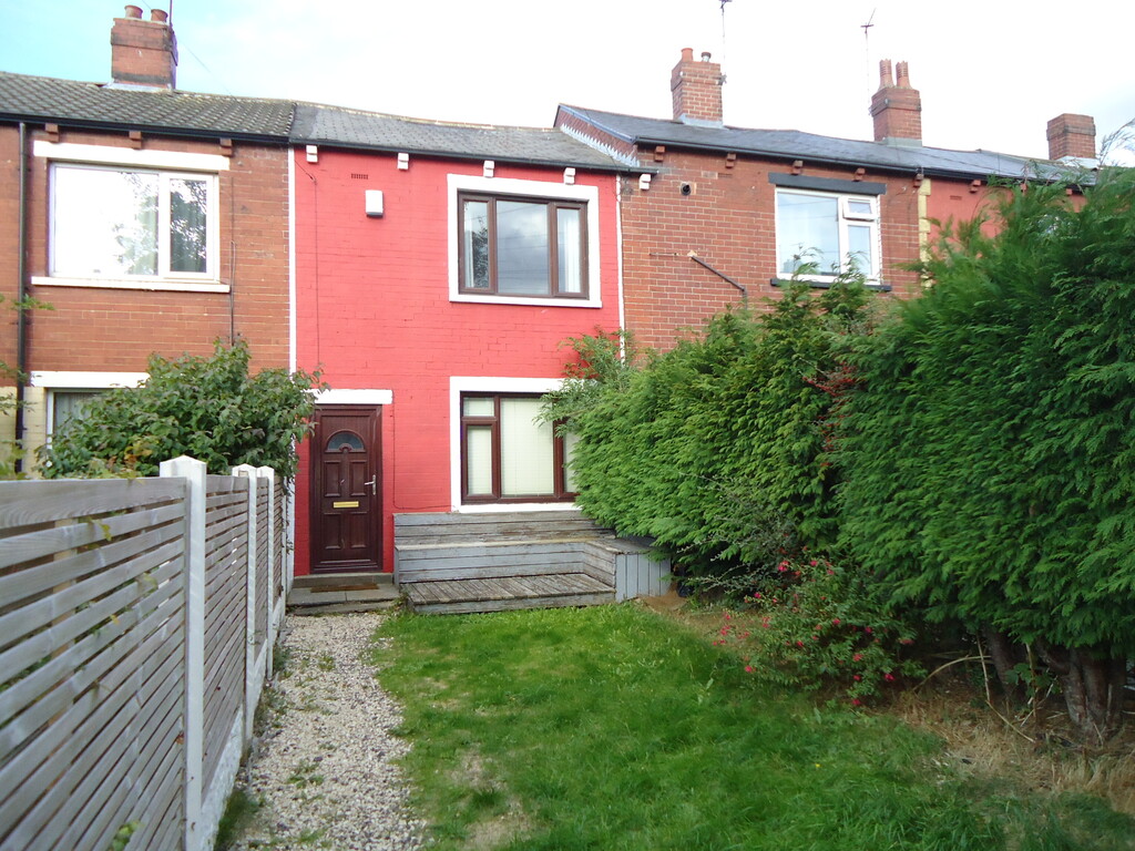 2 bed Mid Terraced House for rent in Leeds. From Lota Properties 2 bed Mid Terraced House for rent in Leeds. From Lota Properties